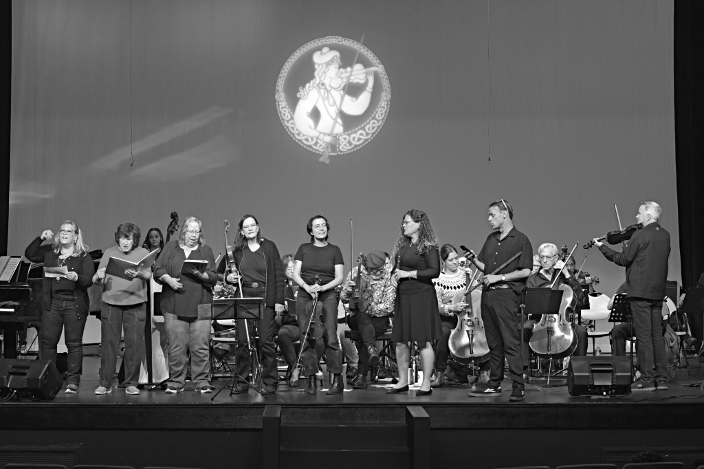 B&W on stage rehearsal SFLA concert